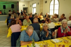 repas des seniors 6 octobre 2019 (4).JPG